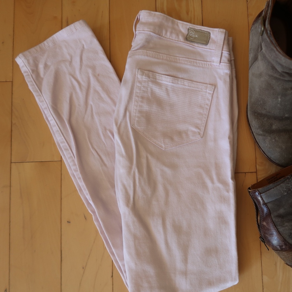 PAIGE Peg Skinny in Light Pink Jeans Size 25